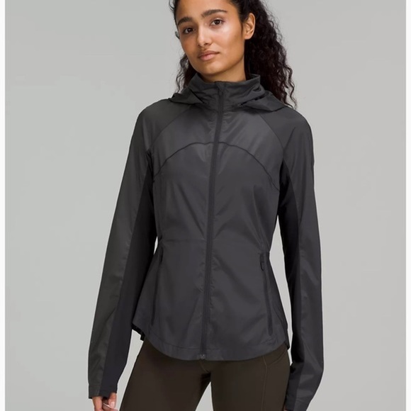 lululemon athletica Jackets & Blazers - NWT Lululemon Athletica Goal Smasher Jacket Windbreaker - Black - 10